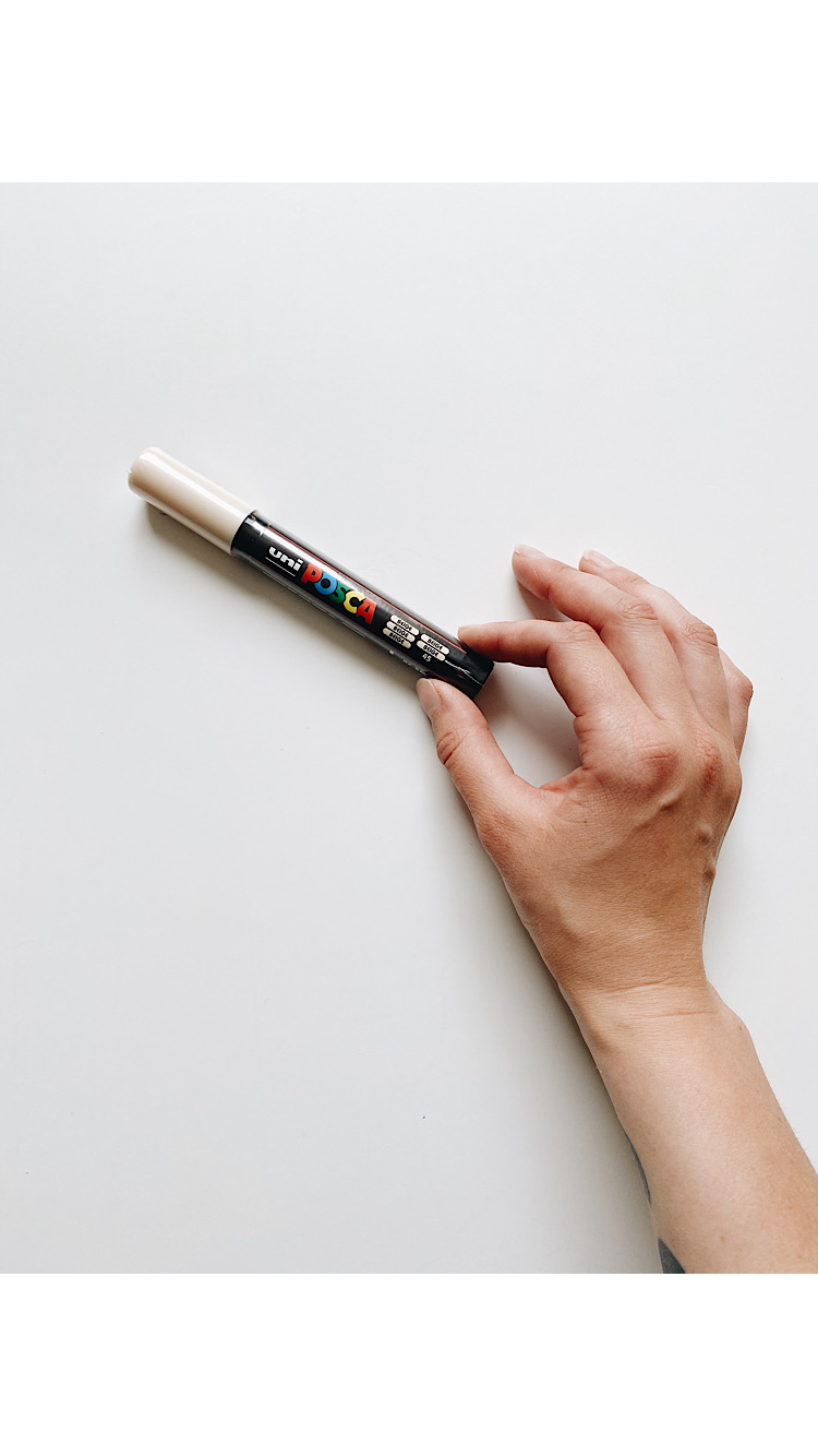 Маркер Posca 1.8-2.5мм, бежевый