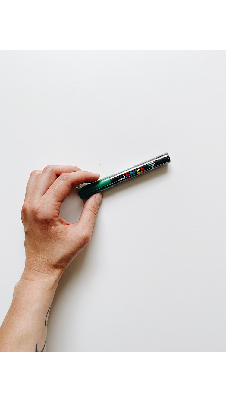 Маркер Posca 0.7мм, зеленый
