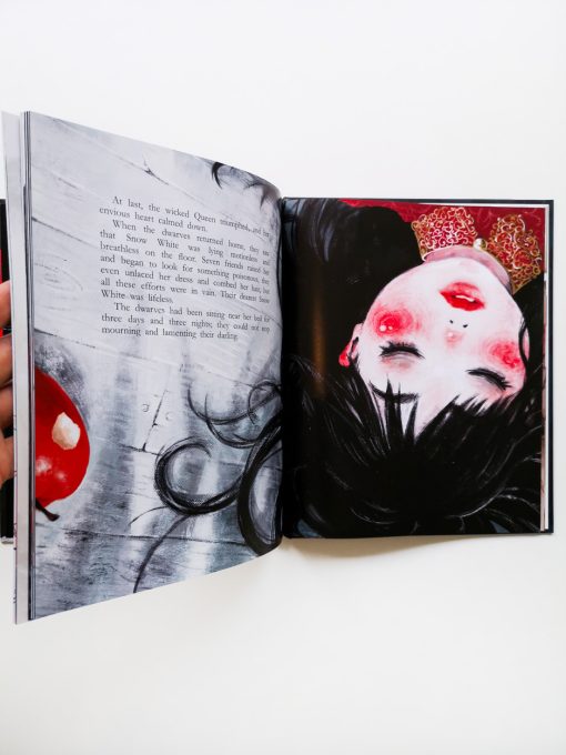 Snow White - Image 2